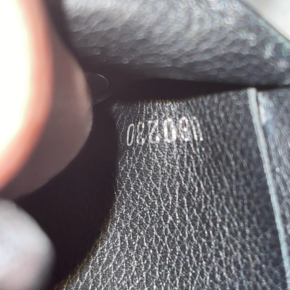 Louis Vuitton Black Wallet with Gold Logo - Picture 9 of 16